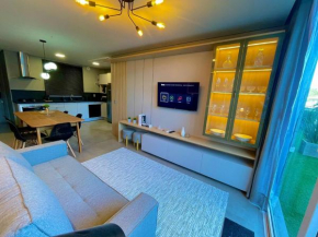 Livin' Resort Home - 211/1